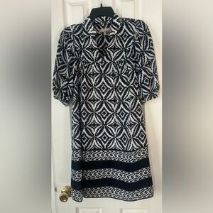 Banana Republic Black & White Patterned Dress. Size 2. EUC